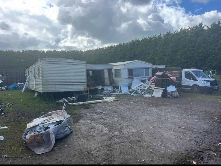 dismantling static | Scrap My Caravan Scrap my caravan removal & dispsal service
